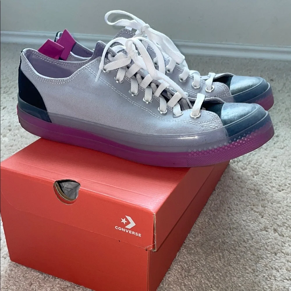 Converse Purple and White Gradient Sneakers - Picture 1 of 5